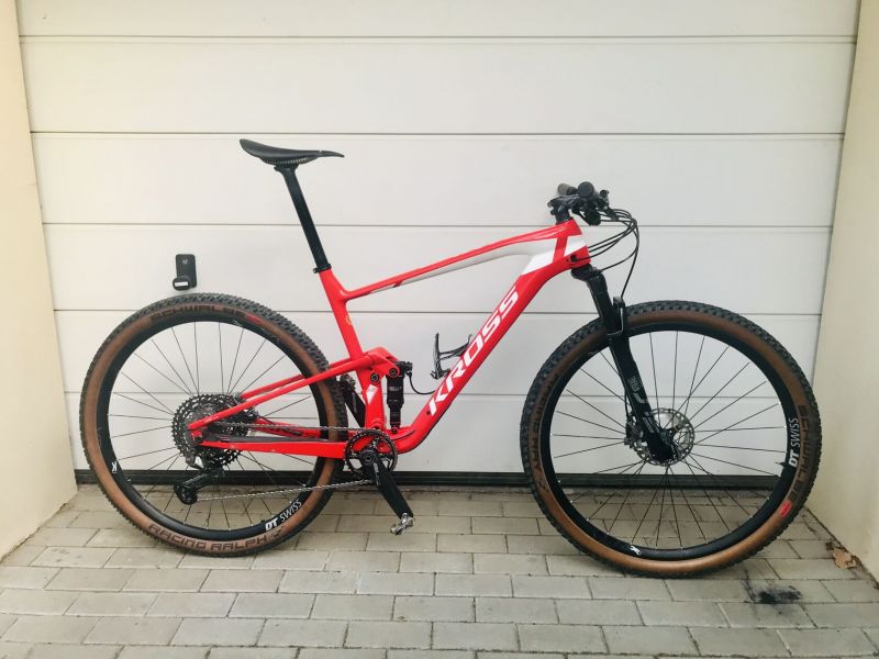 Kross Earth Team, vel. 20"(XL), 10.6kg, XTR, karbon kola DT Swiss 1200