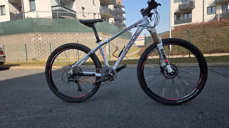 Force 26" juniorské MTB kolo