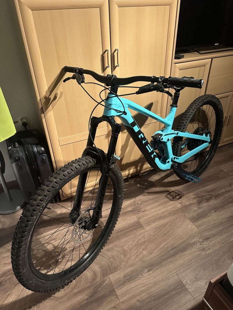 Trek Slash 9