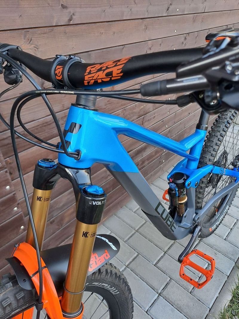 Zánovní TOP enduro kolo Cube Stereo 150 C:62 SL / Bez škrábanců, málo jeté/Fox Kashima /velikost M