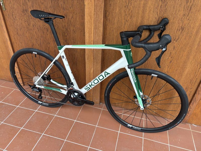 SUPERIOR X-ROAD 9.3 - ŠKODA - karbonový speciál - SHIMANO 2 x 12 - vel. 56 cm (L) - NOVÉ