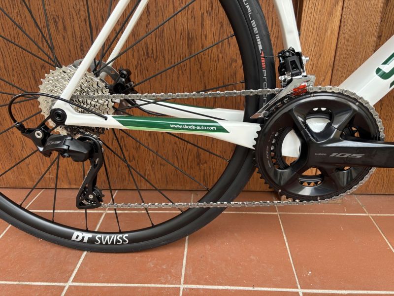 SUPERIOR X-ROAD 9.3 - ŠKODA - karbonový speciál - SHIMANO 2 x 12 - vel. 56 cm (L) - NOVÉ