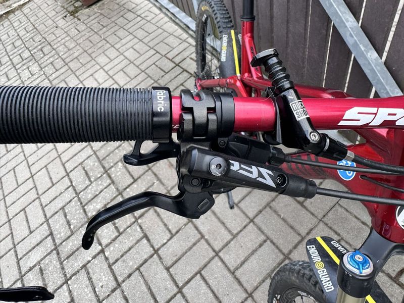 CANYON Spectral 140mm - velikost L