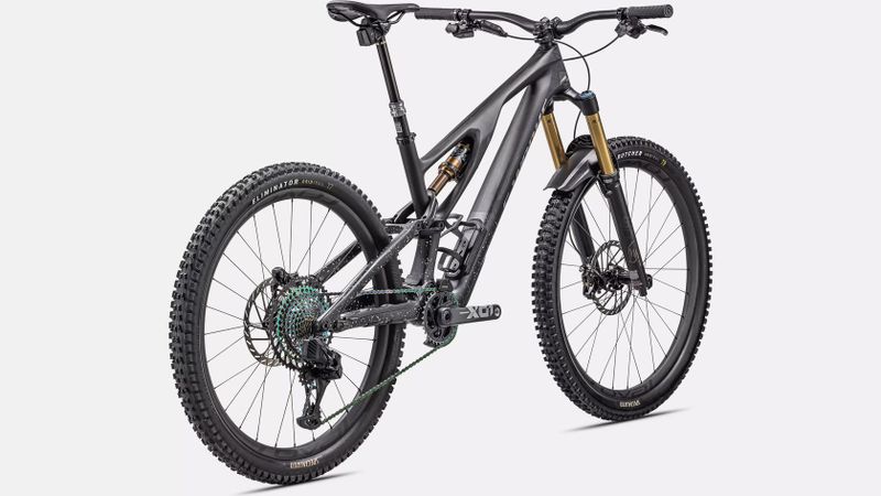 Prodám zánovní S-Works Stumpjumper EVO velikost S6. Perfektní stav - nutno vidět. Najeto 30 km.