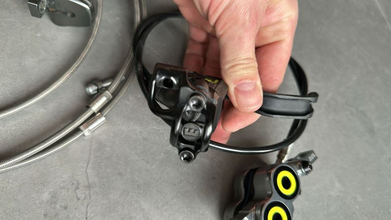 Magura MT7 PRO + kotouče 203mm