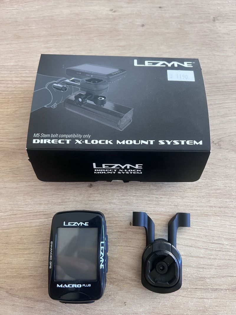 Lezyne Macro Plus s GPS navigaci + drzak 