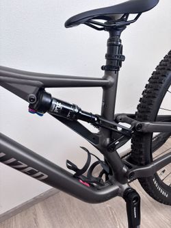 Stumpjumper comp alloy vel. rámu S3 