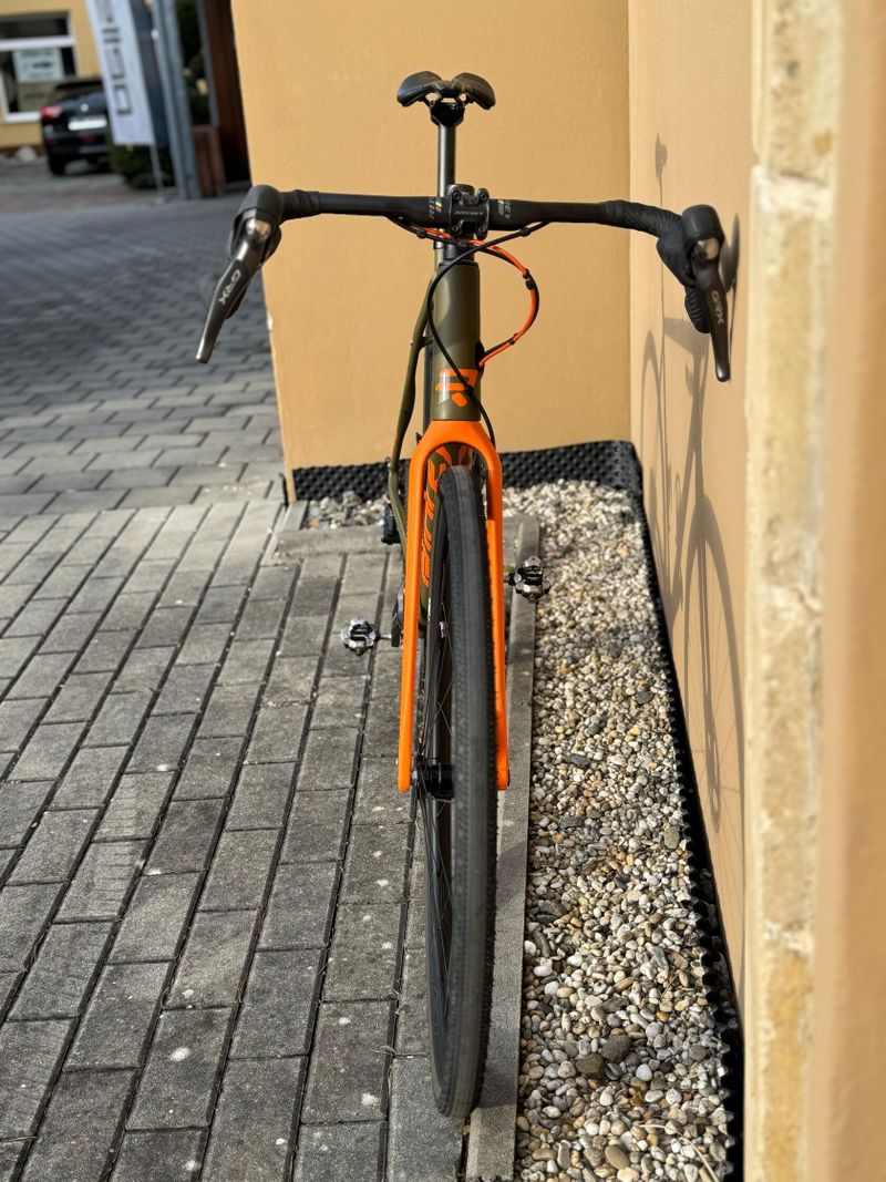 Pohodlný Ridley Kanzo Adventure Carbon 2021