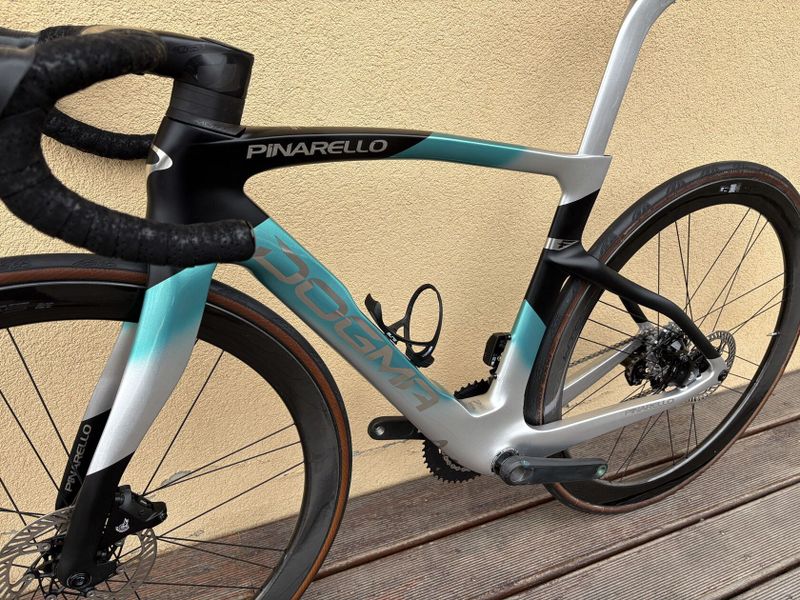 Pinarello Dogma F, 2024