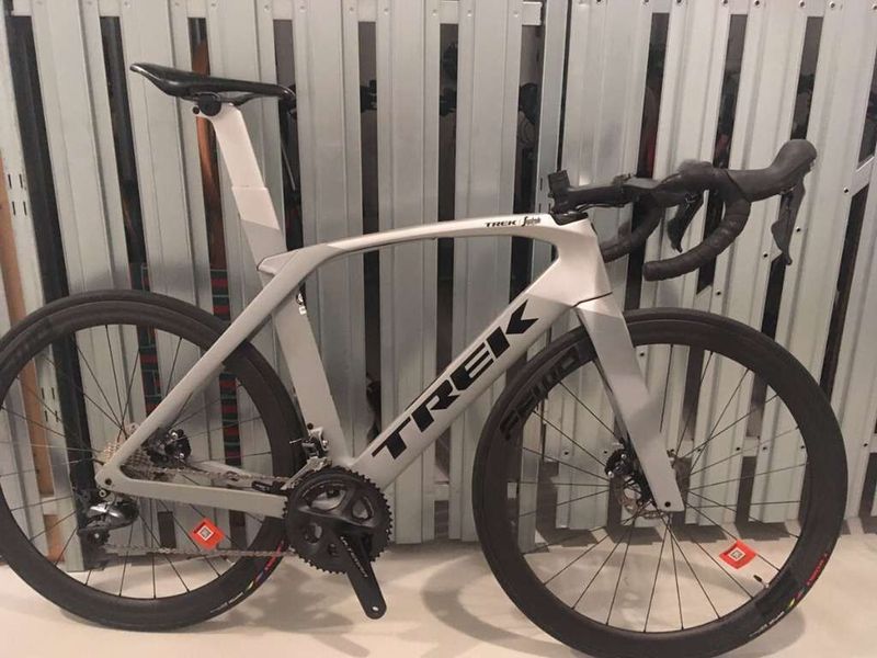 Trek Madone Disc SLR 6