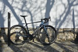 Giant TCR Advanced Pro 0 Di2 2025 M wattmetr PLNÁ ZÁRUKA