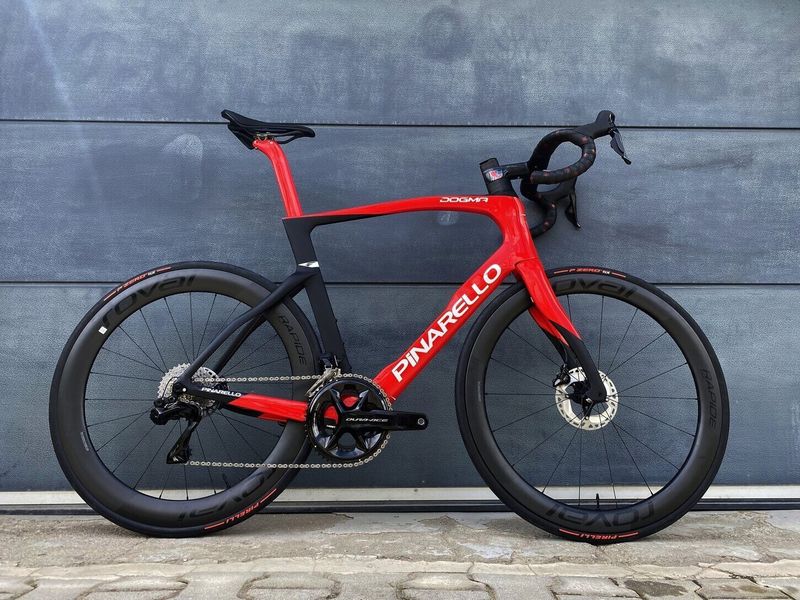 Pinarello Dogma F - velikost 595 Summit Red (NOVÉ)