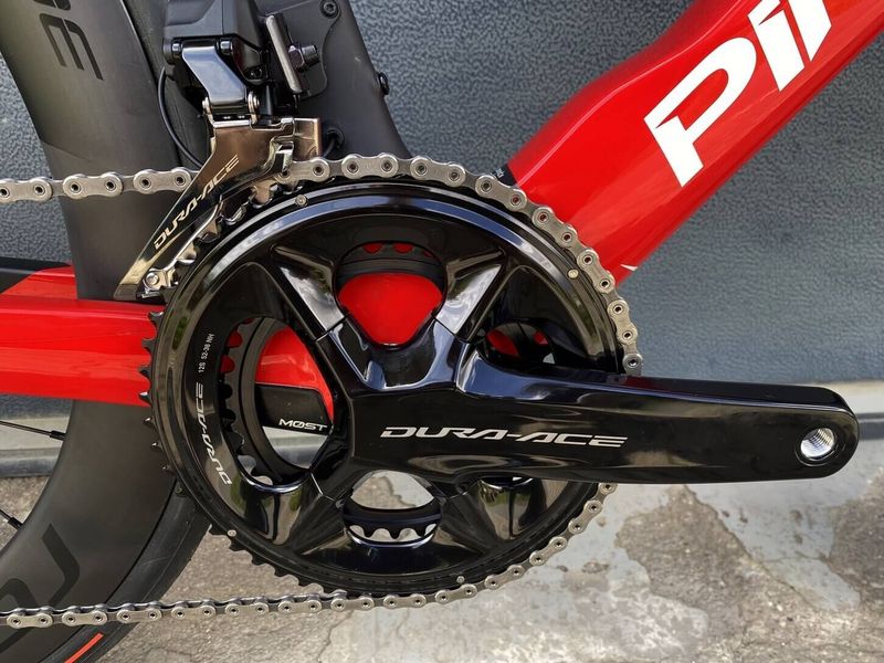 Pinarello Dogma F - velikost 595 Summit Red (NOVÉ)