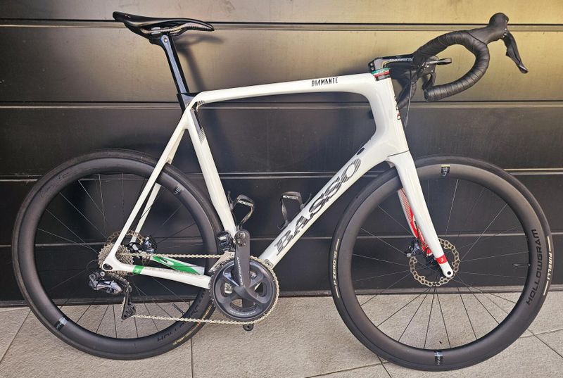 BASSO Diamante ITALIA Ultegra Di2