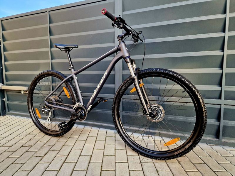 (36)Horské hliníkové kolo Merida 29" Kotoučové brzdy