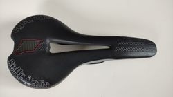 Sedlo Selle Italia Flite Flow magnese