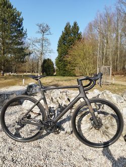 Scott Addict Gravel 40 Carbon Gravel Bike GRX 2×12