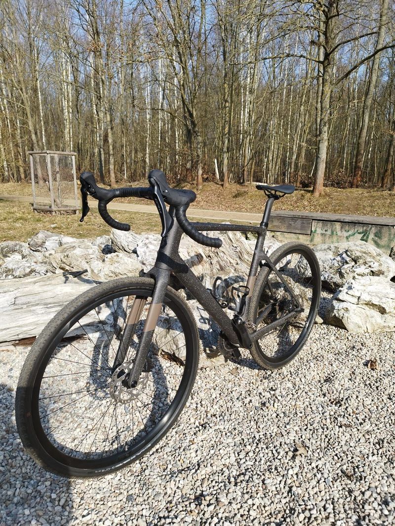 Scott Addict Gravel 40 Carbon Gravel Bike GRX 2×12