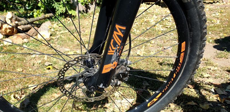 ELEKTROKOLO KTM MACINA ACTION 271 2019 15"