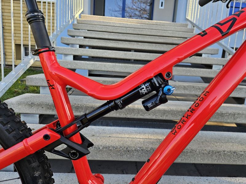 Commencal Meta AM V4.2 Essential 650B/27,5" vel.M 