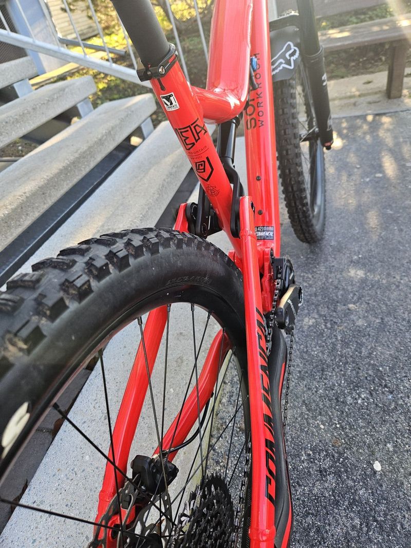 Commencal Meta AM V4.2 Essential 650B/27,5" vel.M 