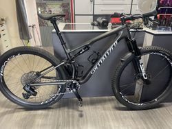 Specialized Epic 8 Expert ++ vel. L