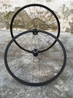 Galusková kola PROLOG RACE ONE DISC fullblack,NOVATEC 791-15mm+612-11s, DT Swiss - 1760g