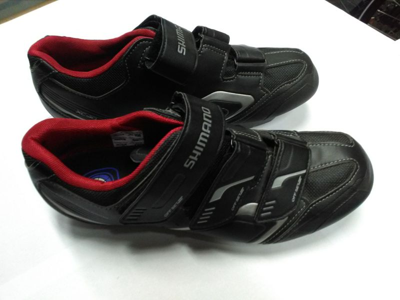 Tretry Shimano SH-XC30L black