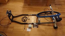 Tacx Flown, zatáčecí rám, TTS Advanced licence, 26" plášť