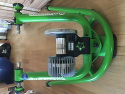 Cyklotrenažér Kinetic Rock and Roll T-2800 / Smart