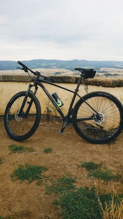 Specialized rockhoper Expert Pro. Cena 25000tis.