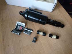 tlumič Rock Shox Monarch plus RCT3