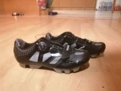 NOVÉ tretry Force mtb