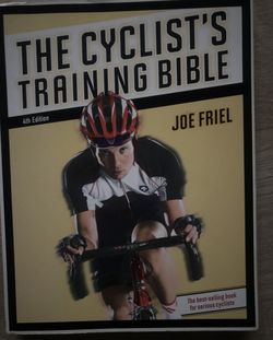 Kniha: The cyclist's training bible