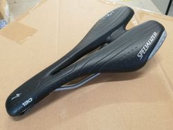 Sedlo Specialized Phenom