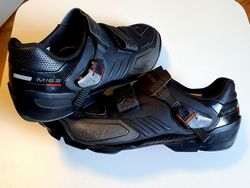 Tretry Shimano SH-M163
