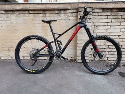 Ghost Pathriot UC black/red - zcela nový rám v záruce
