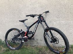 Lapierre DH 727