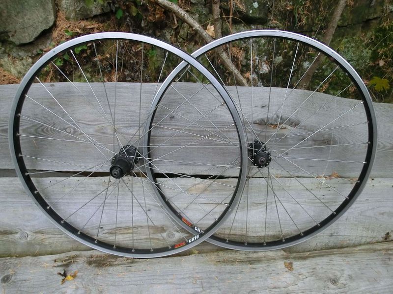 Zapletená kola 26', Shimano/Sunrims