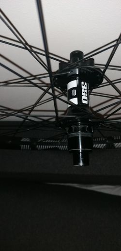 Zapletená kola 29er boots dtswiss +E13