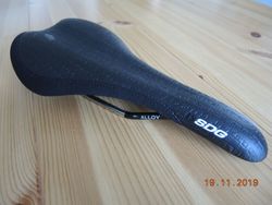 sedlo SDG Circuit MTN Ti Alloy