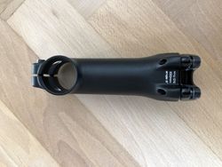 Představec Specialized