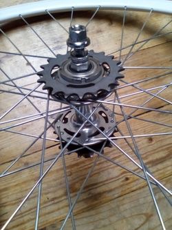 Novatec fixie 28"