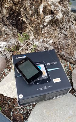 Garmin 820 REZERVACE DO 15.12.