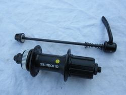 NOVÝ NÁBOJ SHIMANO FH-RM35