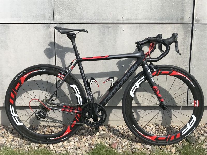CANNONDALE SUPERSIX EVO