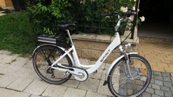 Městské elektrokolo Spirit s možností jízdy i bez šlapání