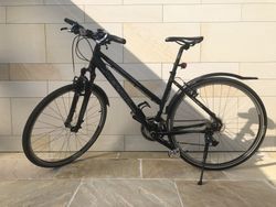 Merida Crossway 400, 50 cm, dámské kolo 27” zánovní