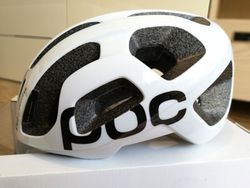 POC Octal Race Day hydrogen white, velikost 56-62 cm, 99% stav