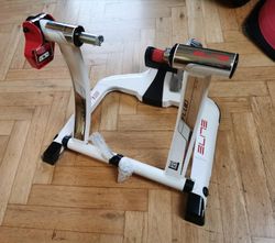 Prodám Elite Qubo Fluid - jako nový a v záruce do 7/2020